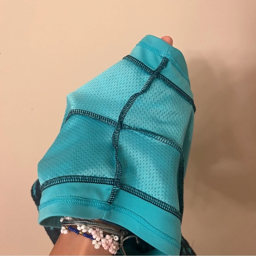 Women’s size small Reebok blue teal elastic waist running shorts athletic